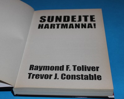 Sundejte Hartmanna!