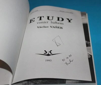 Etudy vonící luftem - autogram