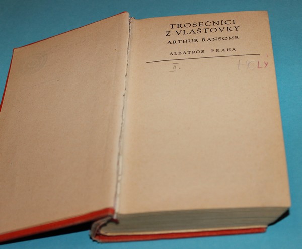 Trosečníci z vlaštovky - Ransome