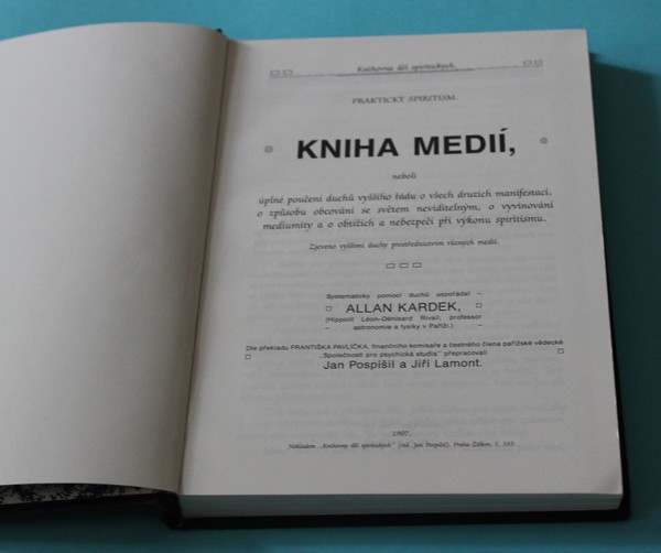 Kniha Medií - Kardek
