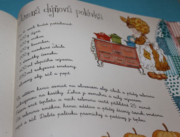 Rok se Sárou Učím se, tvořím, zahradničím, vařím a bavím se podle ročních období