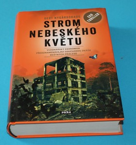 Strom nebeského květu