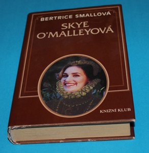 Skye O´Malleyová - Small