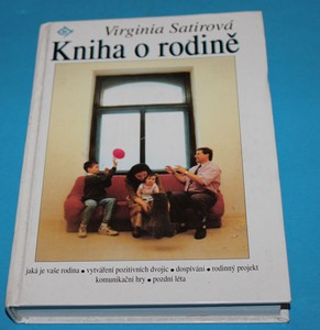 Kniha o rodině - Satirová
