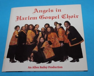 CD Angels in Harlem Gospel Chair s podpisy
