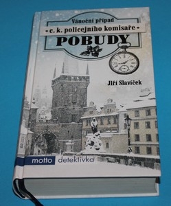 Vánoční případ c. k. policejního komisaře Pobudy